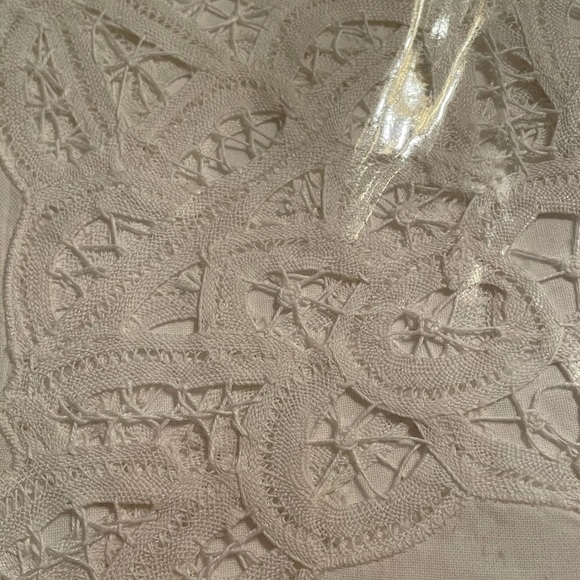 New Tableloth and 12 Napkins Helena Battenberg White Cotton 66x120 Oblong - Picture 2 of 8